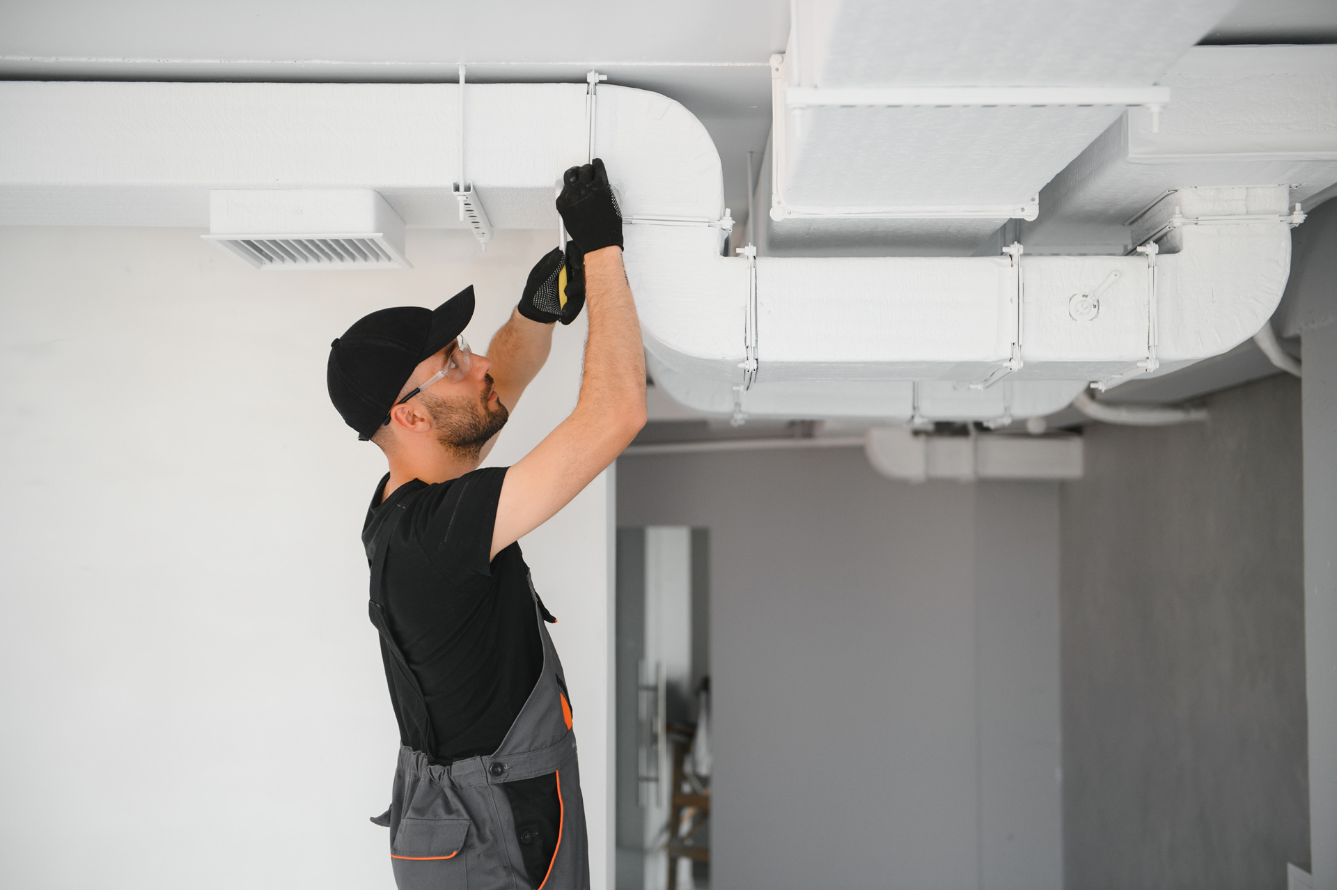 AdobeStock_868136158 HVAC Service Solutions Logo